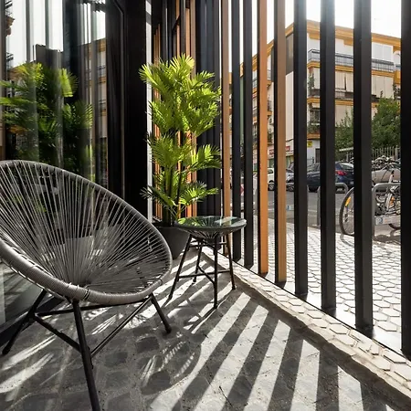 Muralla Sevilla Suites By Lola Exterior photo
